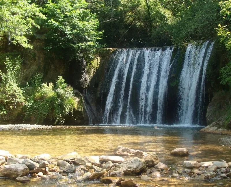 Randonnée cascade Drôme : les 5 plus beaux parcours vers une chute d'eau